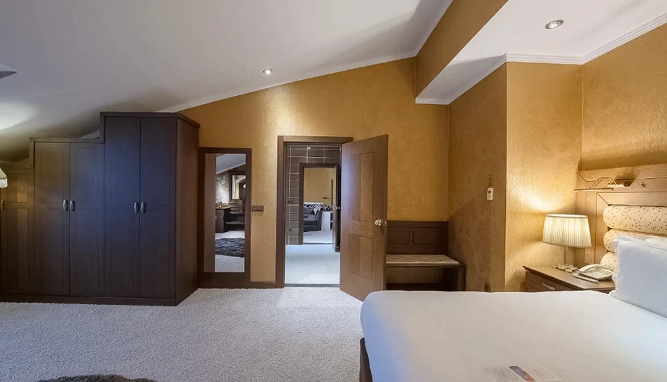 هتل مگا سرای وست بیچ آنتالیا